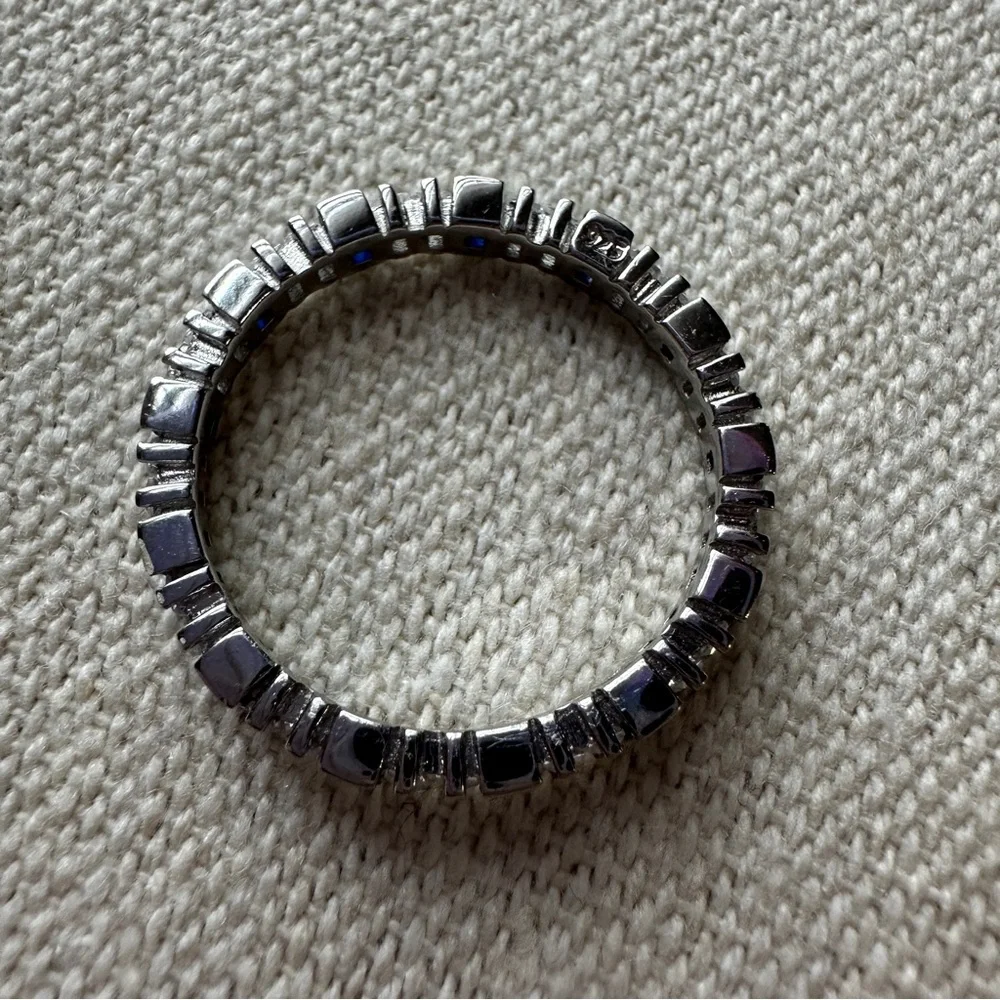 925 Sterling Silver Ring Sapphires and lab diamonds? - Picture 5 of 7